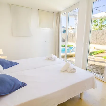 Viila Savina By North Mallorca * Can Picafort (Mallorca)